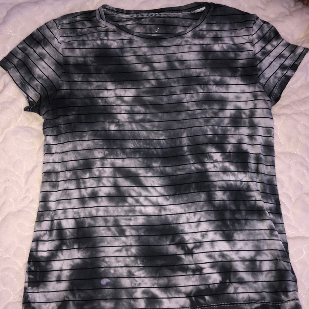 Tee